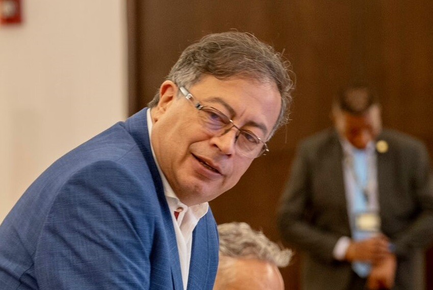 ManuelJVelez's tweet photo. Quién está de acuerdo que declaren persona no grata a Gustavo Petro en Colombia 🇨🇴

Si estoy de acuerdo ❤️ https://t.co/SZEyks1cbx