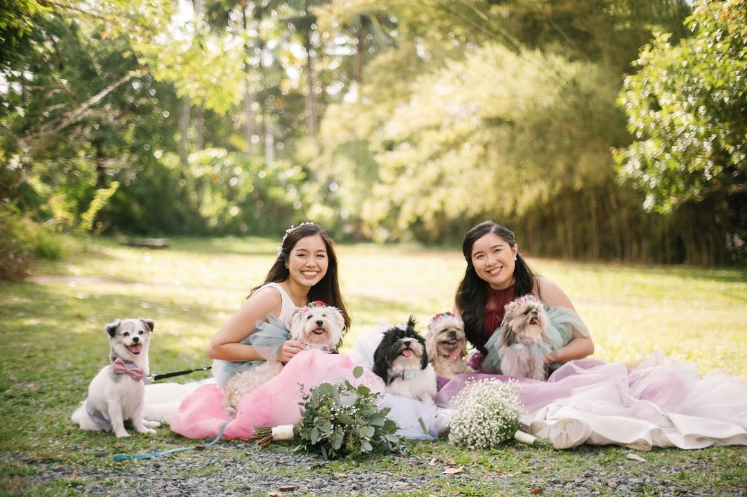 inquirerdotnet's tweet photo. CONGRATULATIONS AGAIN, LOVEBIRDS 💗

LOOK: Musician Nica del Rosario and her partner, Justine Peña, hold their second wedding in the Philippines on Saturday, Feb. 18.

The couple first got married in Sydney, Australia last year. | 📷: Matt Lee Shoots via Del Rosario/Instagram https://t.co/h85bhzzEy0
