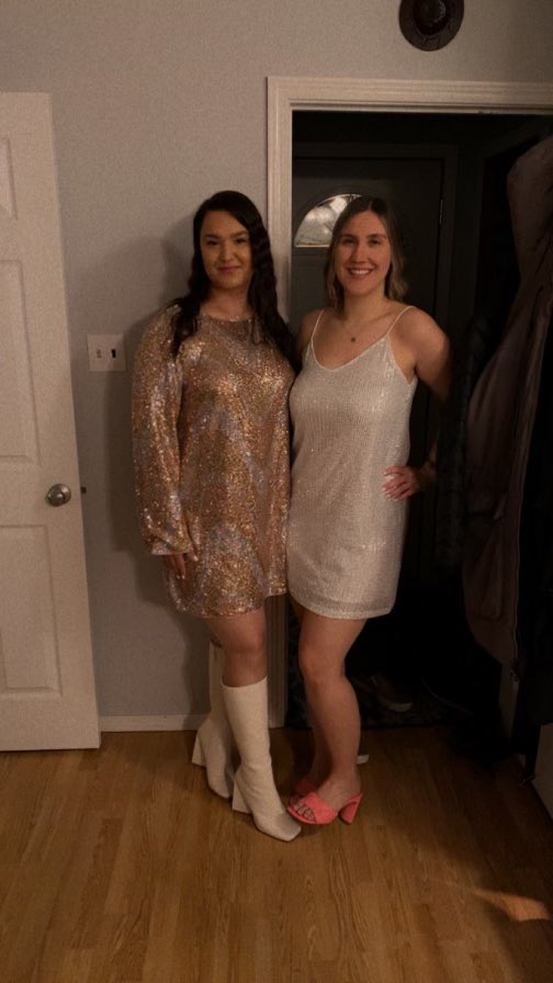 steves_simpson's tweet photo. MY DAUGHTERS GOIN TO A 🌸🌺🌼🌸🌼🌺70’s SOCIAL … 🌼🌺🌸🌼🌺🌸🌼🌺🌸🌼PSYCHEDELIC BABY 🌸🌺🌼👊🏻🇨🇦👊🏻 .. #NoACID https://t.co/DraQz27oc5
