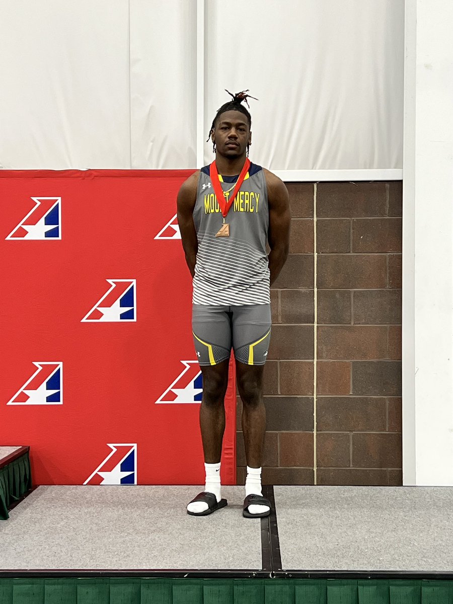 MMUTFXC's tweet photo. Breon Wade placed 3rd in the 60m dash with a time of 6.88 seconds!

@heartsportsnews #mmutf #StangGang #legacystartshere https://t.co/fL9HQGLFrp
