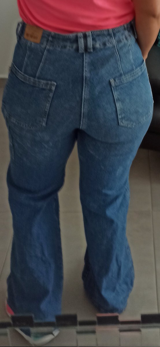 LopStep's tweet photo. @RaggedStores Pésima tu colección de diciembre! https://t.co/5vJxCxjVLO