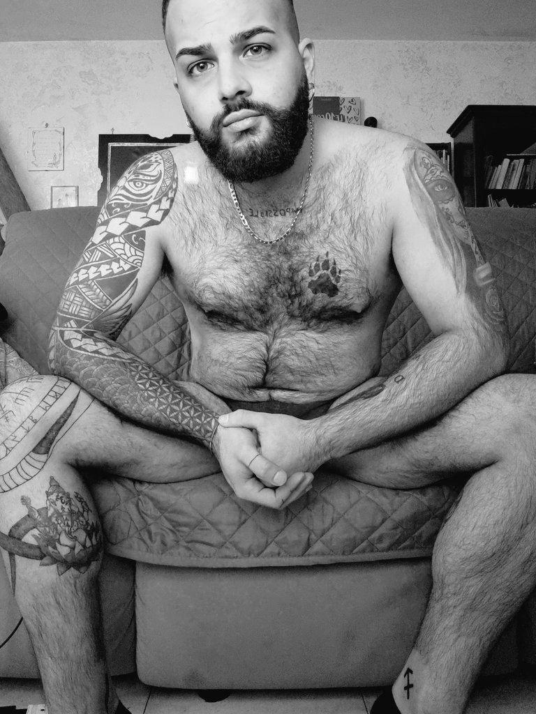 daduzzooo's tweet photo. Goodnight 🐻 https://t.co/fxxSnsoBdU