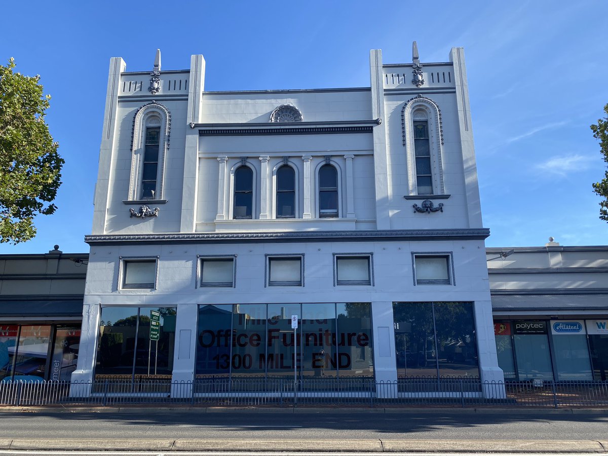 Perth to Adelaide 

justincurrie.com/perth-to-adela…