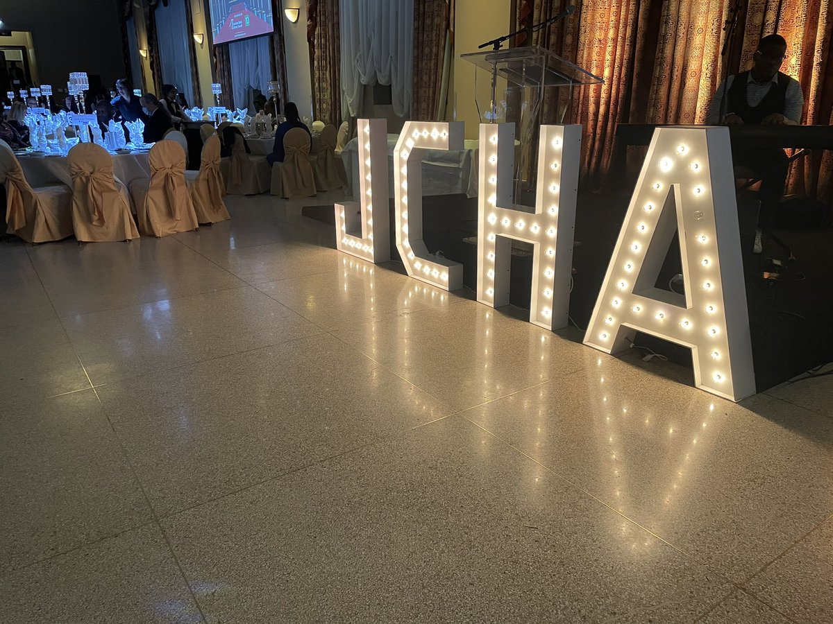 Gerry Smith tweet media