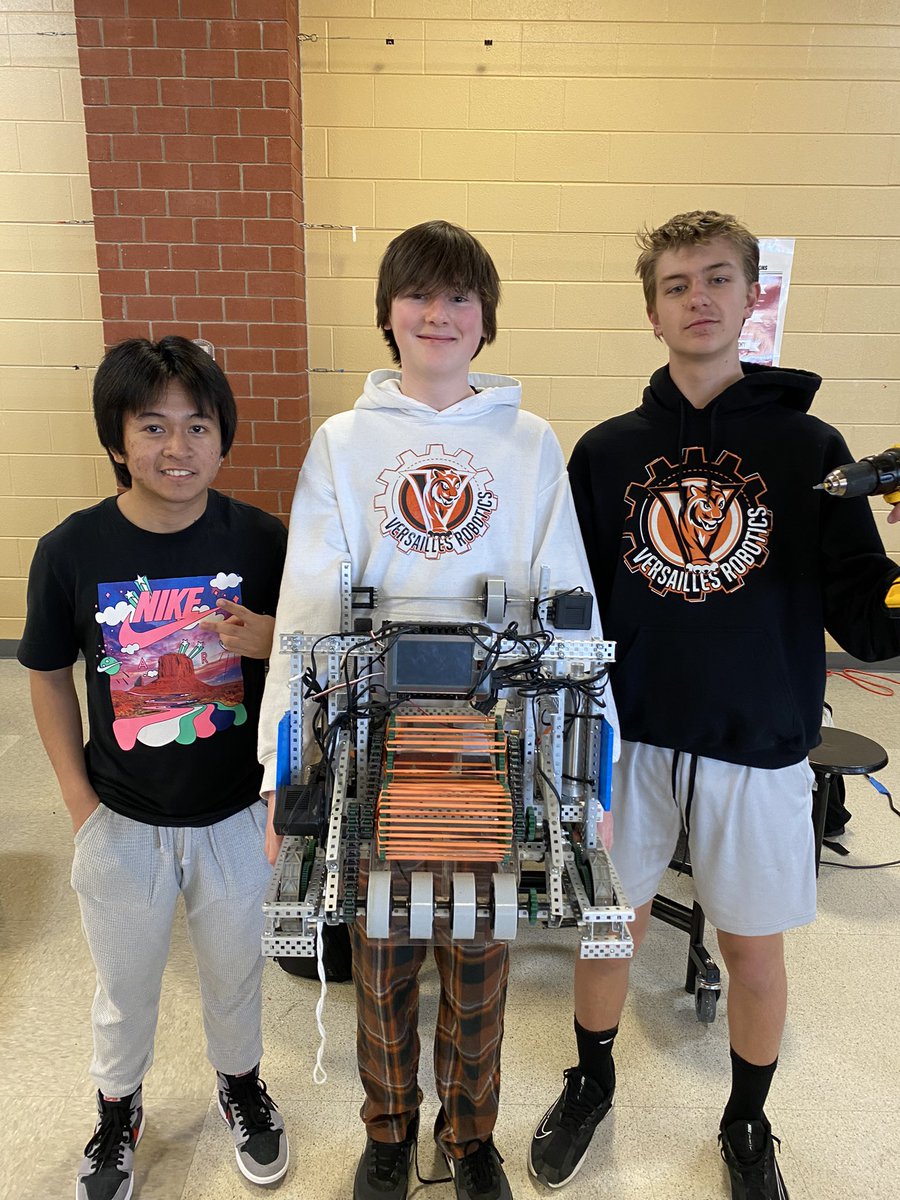 FbCoachMiller's tweet photo. The Robotics Team had a great day at the Milford Robotics Competition. 3 of our teams made it the elimination round. Very proud of these students! @VersaillesScho1 @jstonebraker34 https://t.co/zyW6YHNver