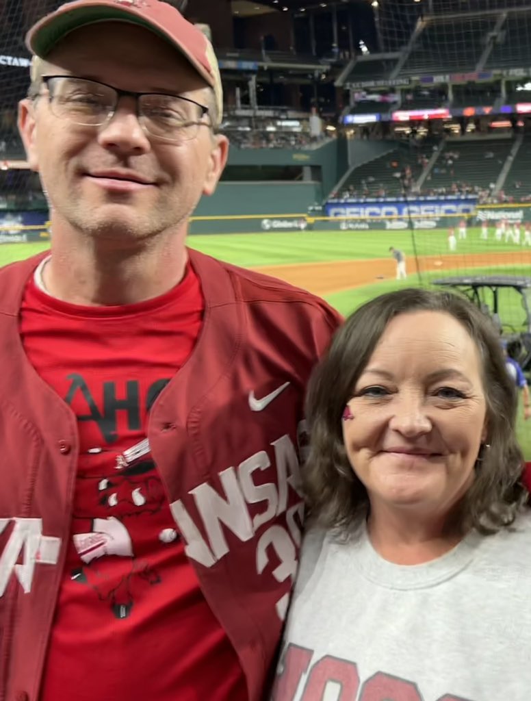 Ready to watch the hogs!!@RazorbackBSB <a href="/GlobeLifeField/">Globe Life Field</a>