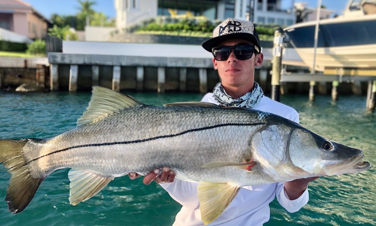 another day at the office 😎

#mbsnookin #fishingwear #fishingapparel #floridacoast #saltwaterfishing #floridafishing #fishinglife #letsfish #fishing #snookseason