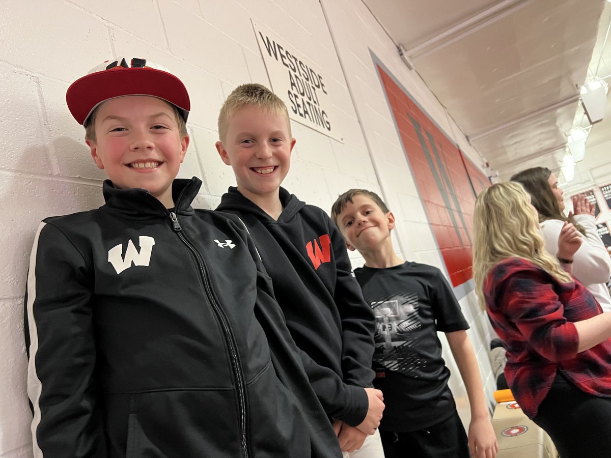 JKammandel's tweet photo. These ⁦@2031JrWarriors⁩ had a blast cheering on ⁦@HoopsWestside⁩ tonight! Thanks for showing these little dudes how to compete as a team! ⁦@JrWarriorBB⁩ ⁦@RJKammandel⁩ ⁦@NEsportsdoc⁩ https://t.co/3lCaapmA0A