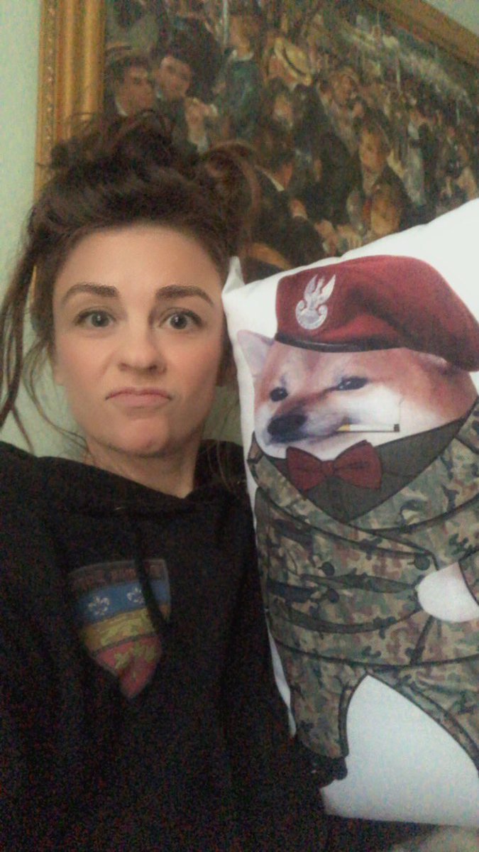 mRr3b00t on Twitter "RT MakinItWayne87 The mypillow guy has nothing