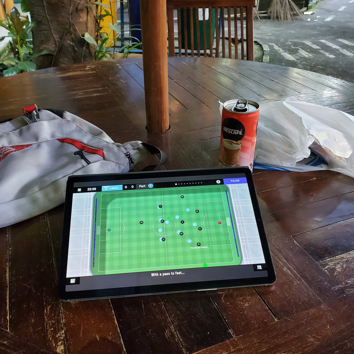 ashardi's tweet photo. Amanat jagain anak lomba di hari Minggu hayuk aja lah, seharian juga ndak apa2 😌 @id_fm
#alibi #meTime #FootballManager https://t.co/osvVeEdVq6