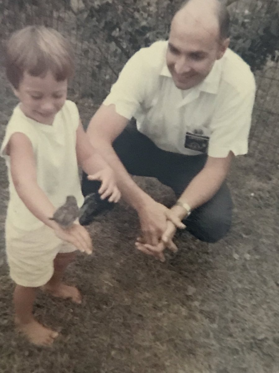 HelbrookStormy's tweet image. 😎The first time I 
🕊️MANIFESTED something, at age 2.  
👍🏼I guess that little Sparrow was listening!😁
#YouCanManifestAnything #ThoughtsCreateThings #WordsCreateReality #LawOfAttraction #UniversalLaw #YouArePowerful #YouCanDoAnything