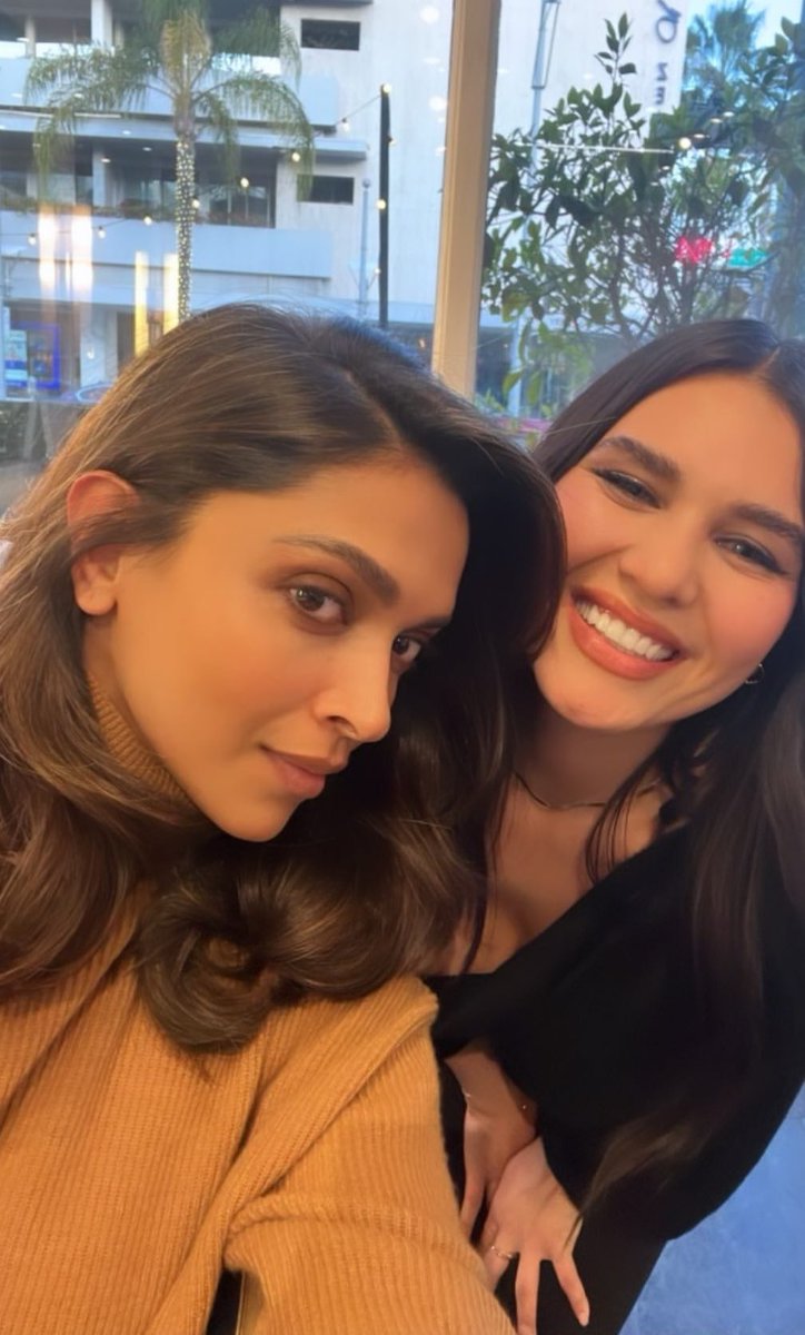 نور𓆩 ︎𓆪‎ on Twitter "RT TeamDeepikaMY_ Deepika with hair and makeup