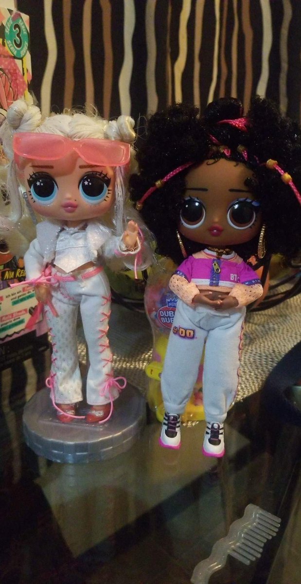 pastelmoonss's tweet photo. Tweens are literally the best size to collect and carry around as travel buddies https://t.co/LUjGM581iZ