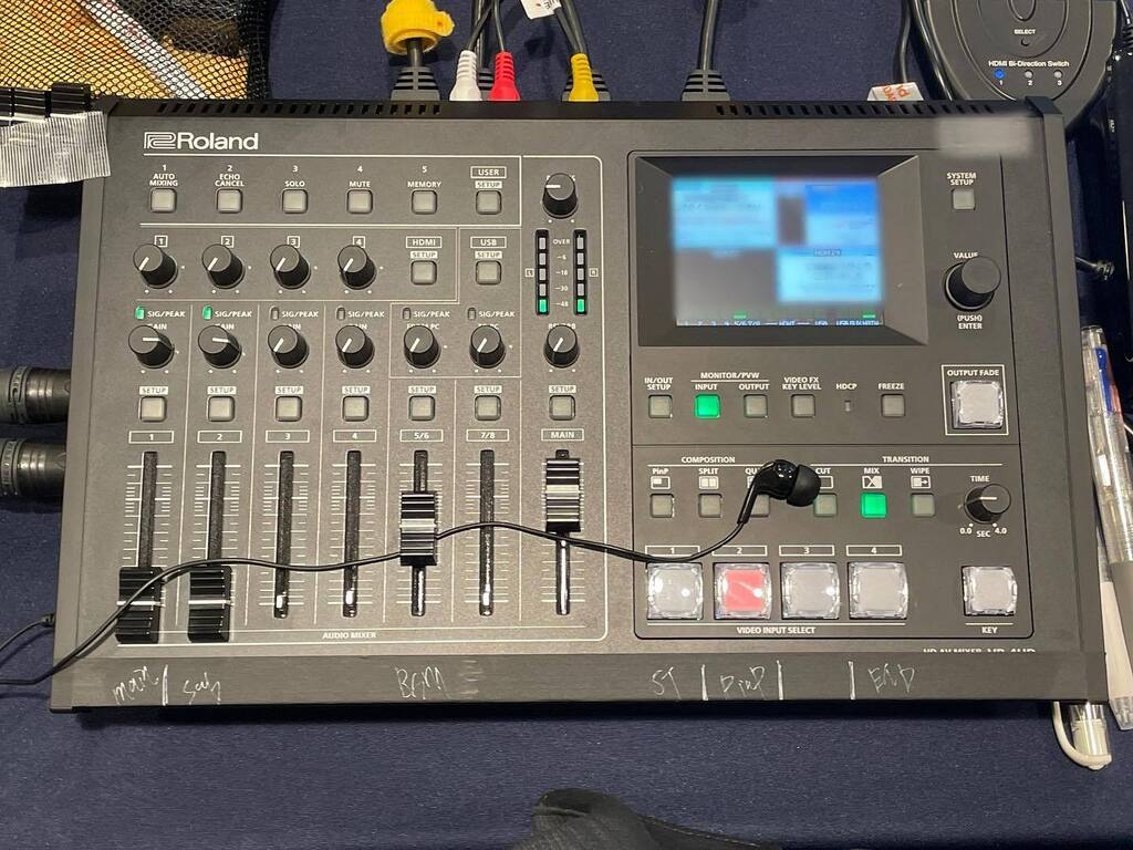 HARUIKcom's tweet photo. おはようございますっ🤡 #Roland #VR4HD https://t.co/sD8W8gt2yP https://t.co/U27DIOsREa