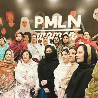 SyedaNosheenPK's tweet photo. ♥️♥️
عورت کی شراکت بدلے گی سیاست https://t.co/YbxhLkpZ3t