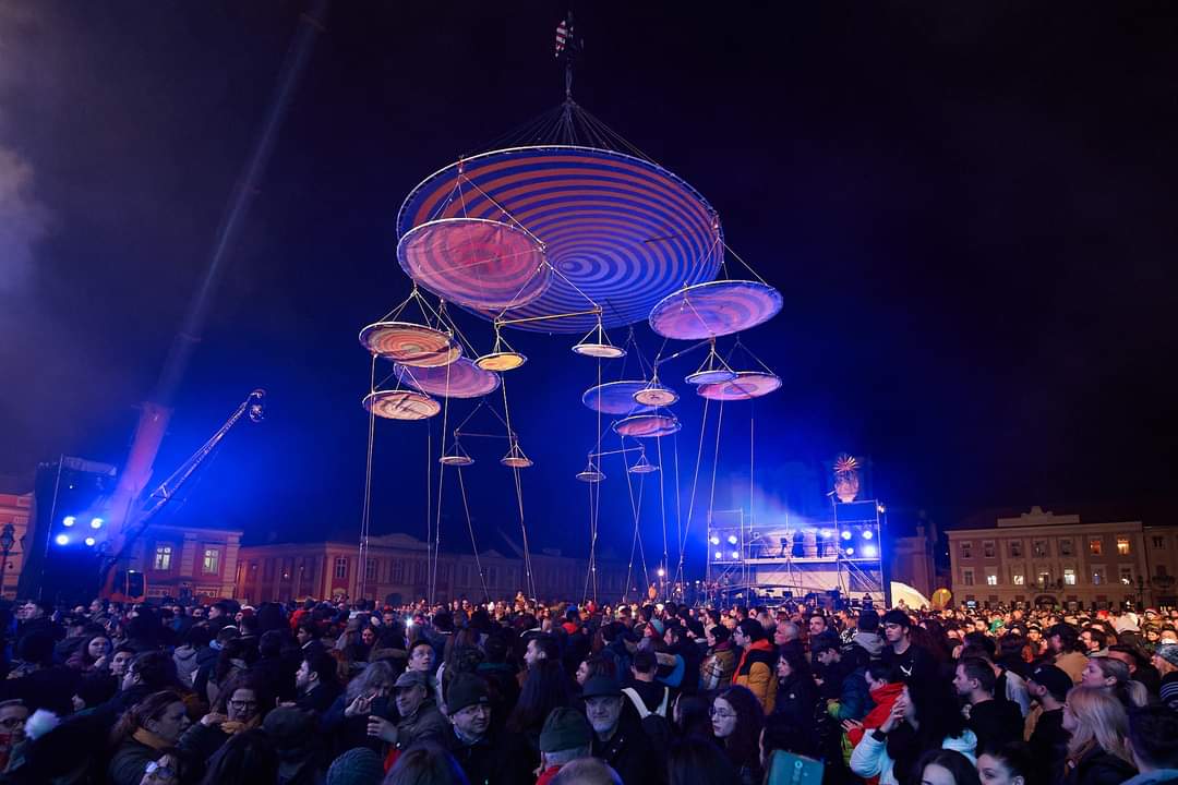 B_Predescu's tweet photo. Spectacular last night in #Timisoara.😱👏💖
And this is just the beginning of a fabulous whole one year of events!
Don't miss going to  #Timisoara🇷🇴 in 2023 when this great city is #EuropeanCapitalof Culture.
@Timisoara_2023 https://t.co/271v33d1M3