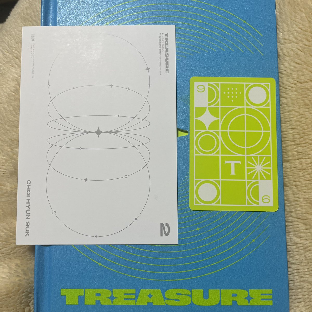 909jkyu's tweet photo. TREASURE  トレジャー　HELLO  トレカ交換

譲　写真のトレカ、フォトカード
　　
求　同異種　ジュンギュ🐨

トレカ交換求めてます❣️
郵送希望です！
交換可能な方は気軽にリプ、DM
お願い致します＾＾

#TREASURE #treasurehello #treasureトレカ交換 #トゥメ #treasurehelloトレカ https://t.co/IeqDJZybeu