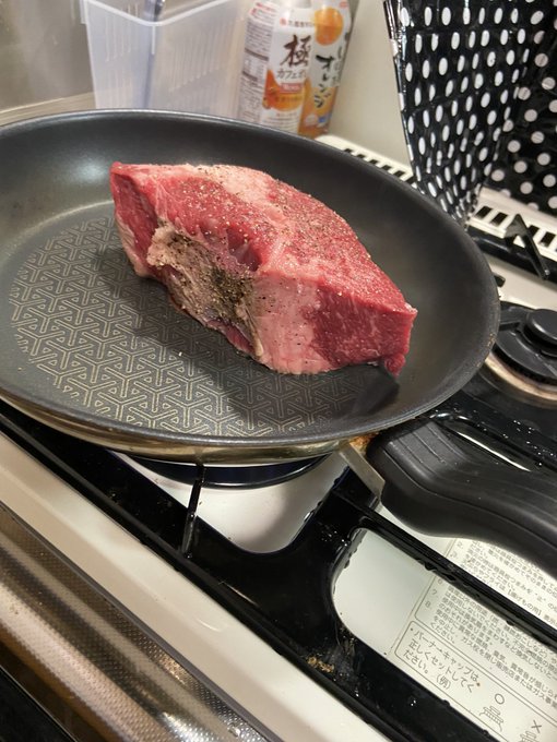 クソデカ肉買ってきた 