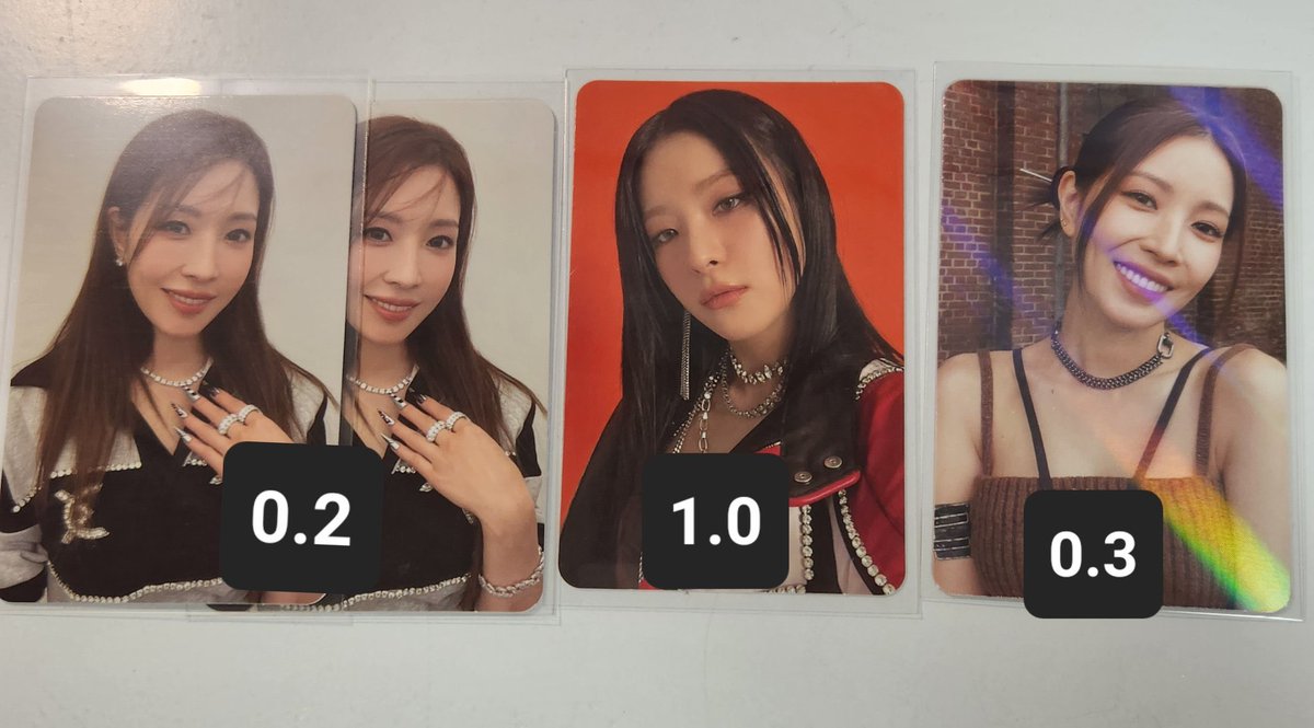 갓더비트 스탬프 온 잇 보아 슬기 앨범포카 미공포 양도합니다! 가격은 사진 봐주시구요 준등기로 보내드립니다~ 편하게 연락 주세요🥰

갓더비트 스탭백 스탬프온잇 레드벨벳 소녀시대 에스파 아이린 슬기 조이 예리 웬디 보아 태연 윤아 서현 효연 수영 카리나 윈터 닝닝 지젤