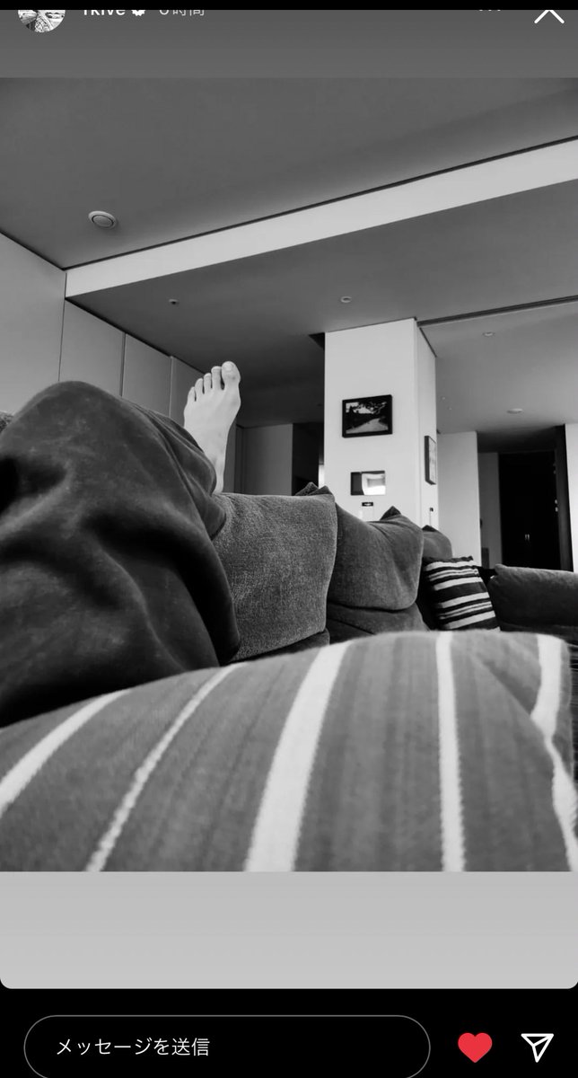RMelody_2015's tweet photo. 23.2.18 ナムIG
ナム自宅、トレーニングメニュー
ホソク🎂ラッピングバス🚌
#monistagram_ #RooM_ ©︎rkive https://t.co/n0AVg3Sc65
