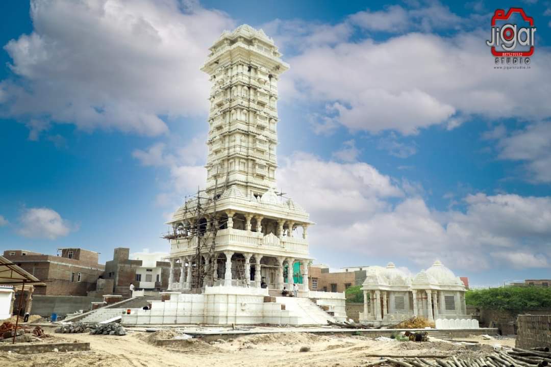 Hadechanagar1's tweet photo. #KanakKirtiStambh #temple #hadecha
#padharomharedes
#jainism #rajasthan #india 
#KanakKirtiBhuvanAbhinandan https://t.co/I8UJXrA6Ub