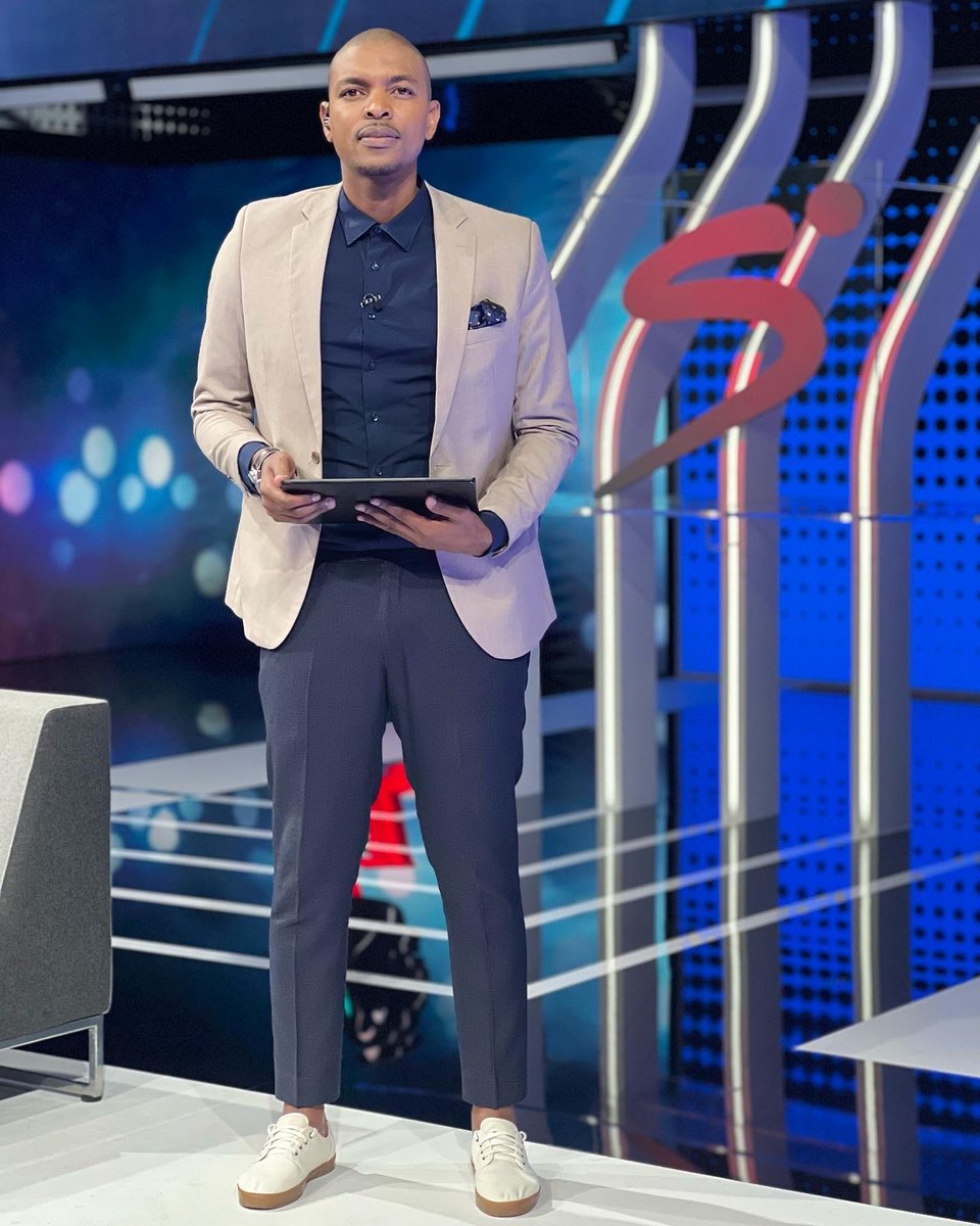 TheBold27's tweet photo. For the love of the game❤️⚽️. We inform, educate and entertain. #BoldAnalysis #NenzheNice #FunPloyment #dstvprem #ssfootball #TheBold https://t.co/FOJ60aDVZq