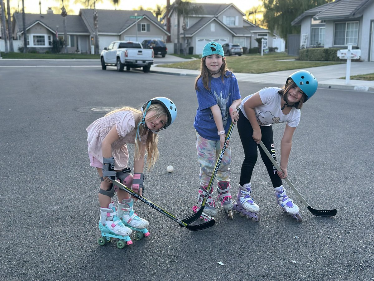 FreddieB_Sports's tweet photo. These girls are getting ready for tonightโs @lakings game. 7 and 9 are still talking about the game last night and the fight with Copley. #GoKingsGoย #NHL #StreetHockey #DucksSuck https://t.co/UE0OyYgejY