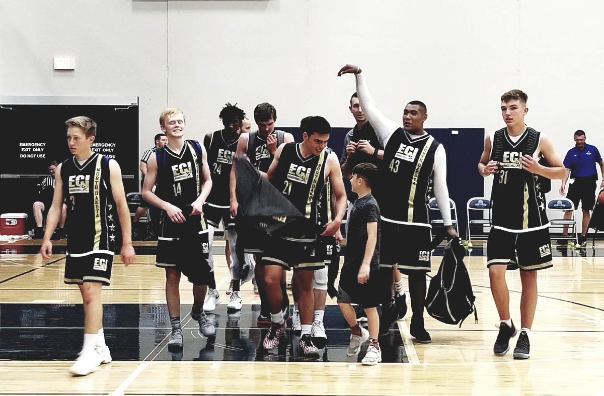 CoachLuke40's tweet photo. It’s been 4-5 yrs since this ECI squad has been together. Sent a text this week to go watch @masonwalters24 play today and everyone said “IN”. That’s more than just basketball, that’s true friendships. So cool to see these guys still have each other’s back! #ECIFam #ECINATION https://t.co/PYcYN05K4e