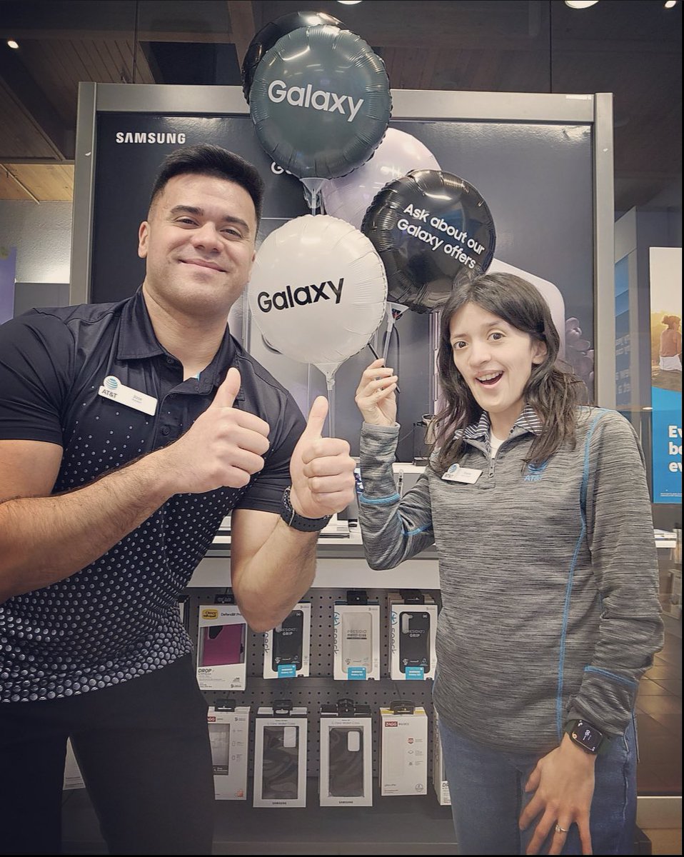 Jose Padilla (@josepadillaglm) on Twitter photo #THANK4LUNCH Thank you <a href="/Samsung/">Samsung Electronics</a> for providing lunch for our market! We had an amazing launch with the S23 series! <a href="/BrianWest_GLM/">Brian West - GLM VPGM</a> <a href="/shawnglinski/">Shawn Glinski</a> <a href="/GreaterLakesMkt/">Greater Lakes Market 🌊</a> <a href="/TeamFusionGLM/">Team Fusion</a> #THANK4LUNCH Thank you <a href="/Samsung/">Samsung Electronics</a> for providing lunch for our market! We had an amazing launch with the S23 series! <a href="/BrianWest_GLM/">Brian West - GLM VPGM</a> <a href="/shawnglinski/">Shawn Glinski</a> <a href="/GreaterLakesMkt/">Greater Lakes Market 🌊</a> <a href="/TeamFusionGLM/">Team Fusion</a>