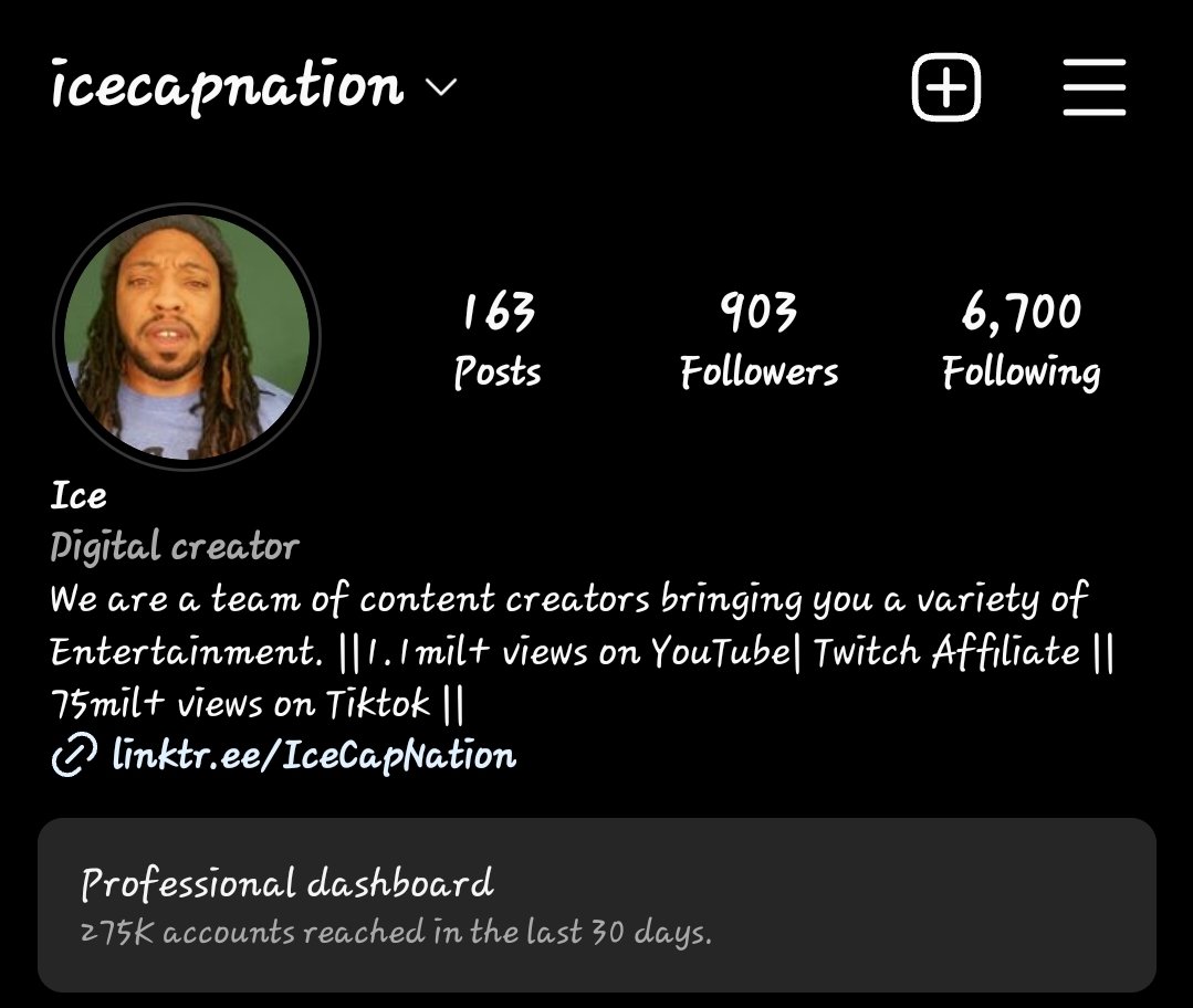 icecapnation's tweet photo. Finally, hit 900 followers on #Instagram 🥳🎊🎉 I want to thank everyone for your support as we push to our 1st goal of 1k followers. On the way to 5k, then 10k for 2023😎 

#icecapnation #kingofreactions #goals #officerIce #ContentCreator #podcaster #youtuber #TikToker #streamer https://t.co/cX5pGfGqD8