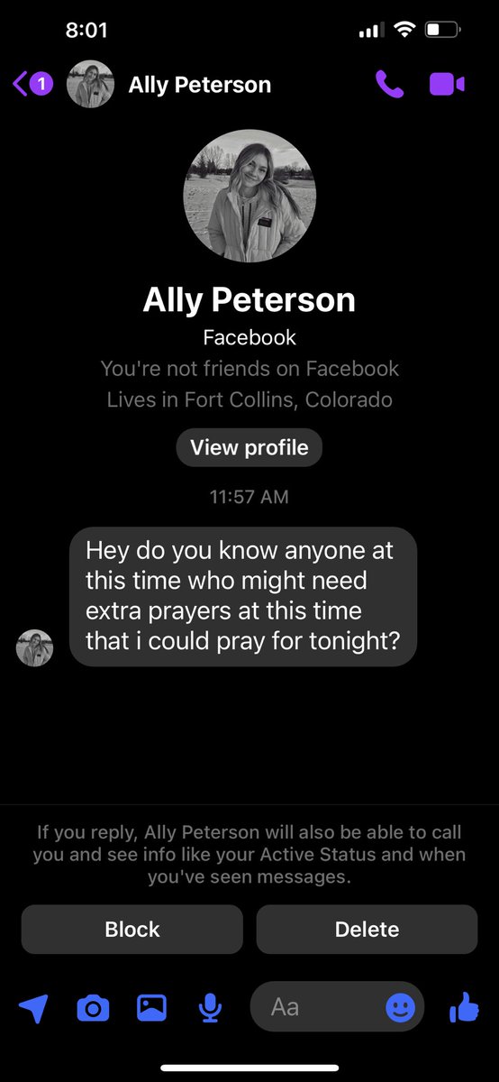 jennitha__'s tweet photo. This is the strangest message I’ve ever gotten from a random on Facebook https://t.co/hjr0EIjb94