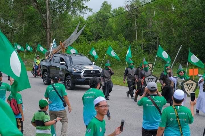 zack_rockstar's tweet image. Apa ni???