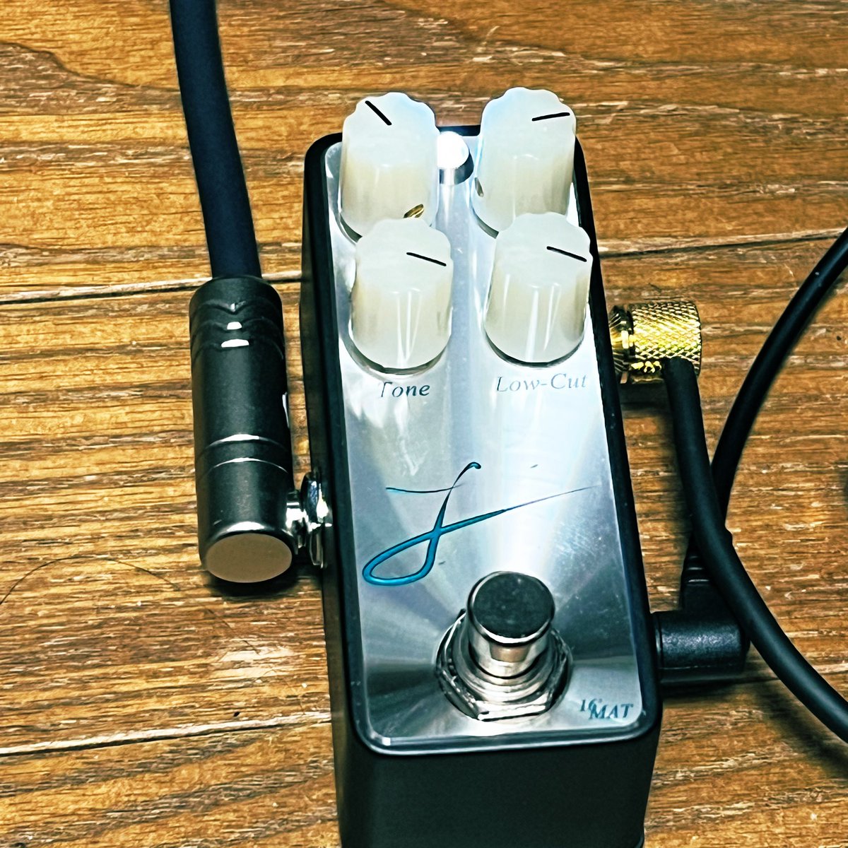 kei_style_'s tweet photo. L’のMAT、Red、CLDを核にしてボード再構築。L’CLDをスイッチャーの前に繋ぎ使い音の輪郭と解像度を上げてるのがポイント。
#onecontrol #persiangreenscreamer #rowin #seaturquoisedelay #crocodiletailloop #effectorboard #effectboard #leqtique #l #redemptionist #zoom #ms50g #ms70cdr https://t.co/zJfnNv8vTO