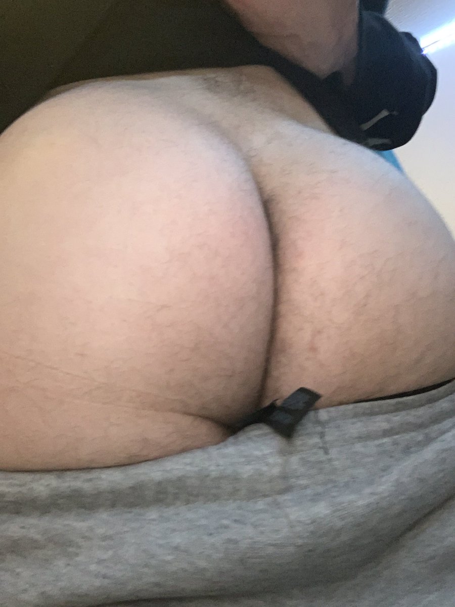 mastermichael81's tweet photo. Get your face in between my cheeks and sniff😈😈 https://t.co/EZOJsvSQht
