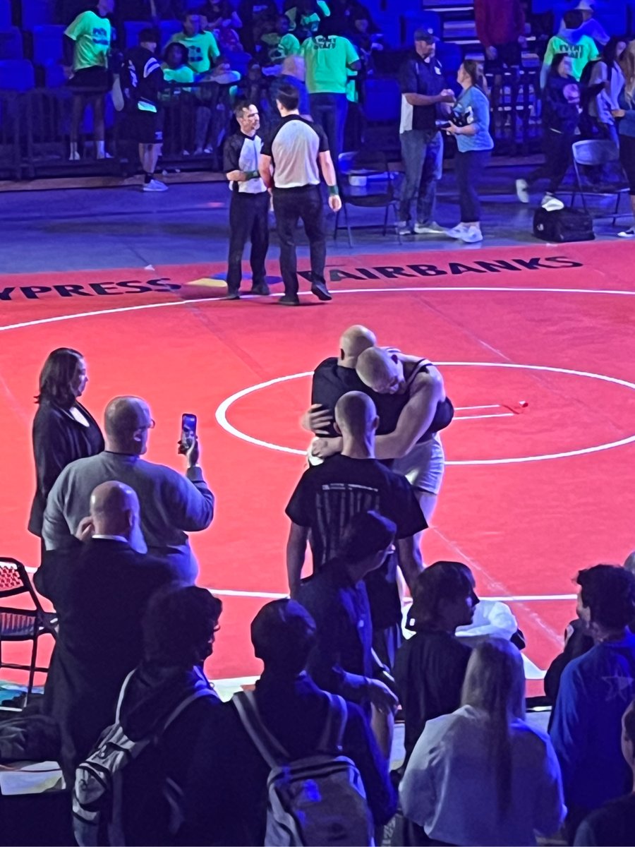 📢STATE CHAMPION RIAH OSTRANDER 

2nd boy in school history. 2nd tonight! 

#FalconStyle #OnePercent #UILState 

@kisdathletics @wrestlingTexas