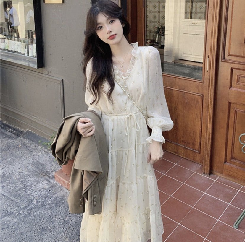 gurloveeee's tweet photo. Dress cheongsam  

📎 https://t.co/cL4ehddBfl https://t.co/bqZjhMhdi2