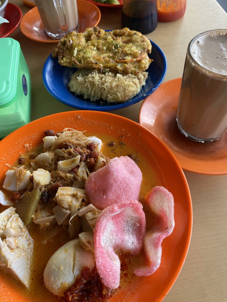 isnan_da's tweet photo. dinas singkat https://t.co/nSbqPewFRU