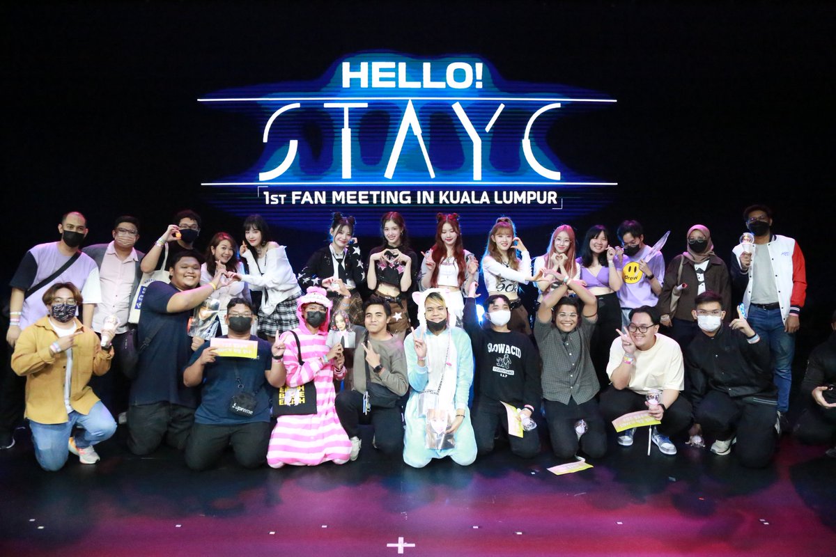 danialkarim97's tweet photo. The day, our hearts merged
Thank You, STAYC ❤️
Thank you Seeun for the love ❤️
Malaysia Swith Sayang STAYC ❤️
#STAYC #스테이씨
#STAYCinKL #STAYCinMY
@STAYC_official https://t.co/gfvSGequJX
