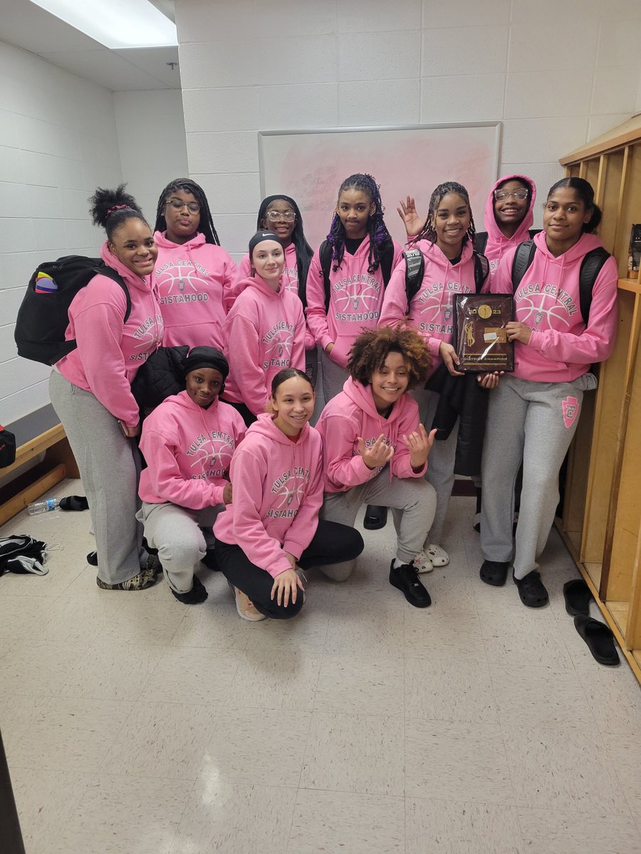 Lady Braves District Champs
Central 48
Keys 20
<a href="/nakyablakley03/">Kya Necole</a> 16pts 
<a href="/MontayDavis1/">Montay Davis</a> 15pts 
<a href="/CourtneyForten5/">Courtney Fortenberry</a> 9pts 
<a href="/NicoeKnighten/">Nicoe Knighten</a> 4pts 
Jatavia Tarver 3pts 
<a href="/BaileighM40/">Baileigh Mullins</a> 1pt 
<a href="/kiarradawn1/">Kiarra Brooks</a> <a href="/okmagiccoach/">Chuck Cobbins</a> <a href="/kingblakley/">Coach Antonio Blakley</a> <a href="/CoachJWalk3/">Coachjwalk3</a>