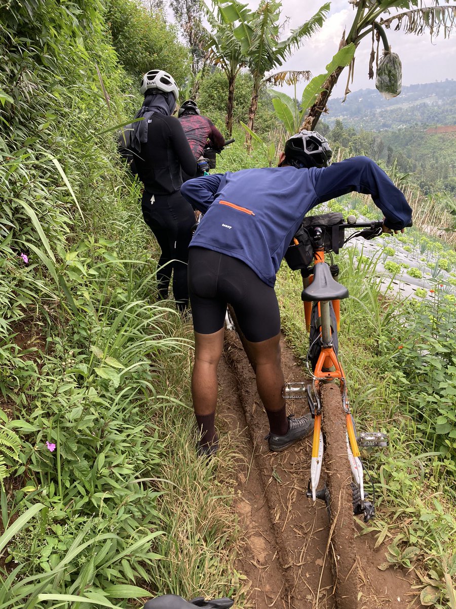 Radhinalindra's tweet photo. Out in the Back Pain https://t.co/krJrofvDOq