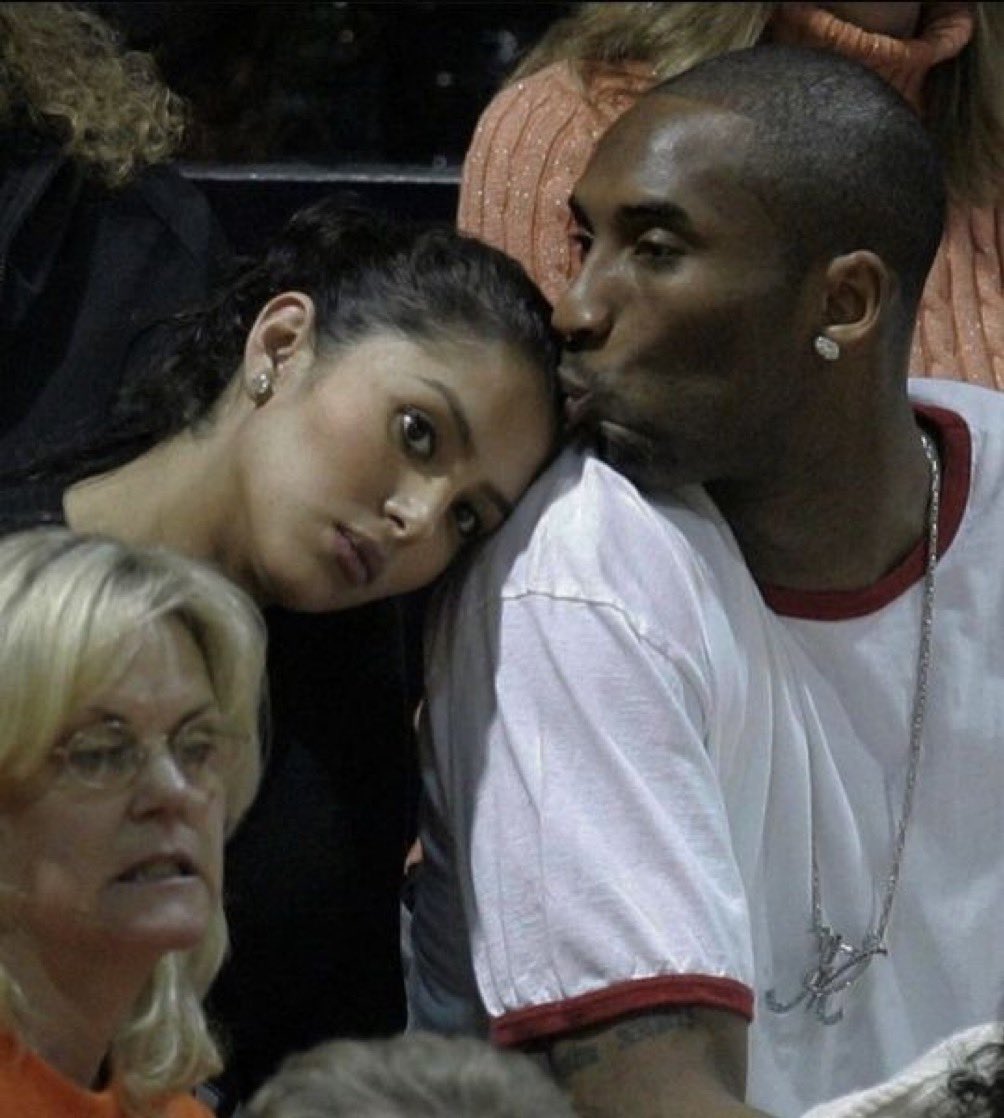 the culture (@gallerymoodz) on Twitter photo 