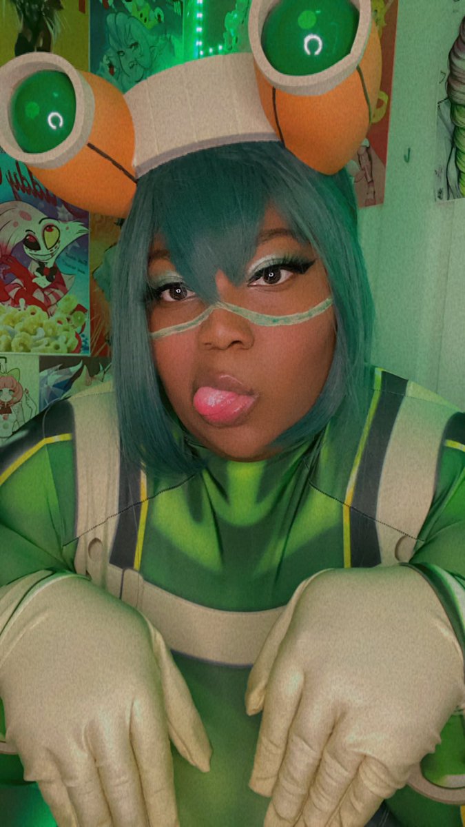 KyiaCutie's tweet photo. 🐸💚Tsuyu Asui aka Froppy💚🐸
Call Me Tsu Ribbit 🐸
#28DaysOfBlackCosplay #MyHeroAcademia #froppy #froghero #TsuyuAsui #blackcosplay #RIBBIT #plussize #plussizecosplay #froppycosplay #MyHeroAcademiacosplay #TsuyuAsuicoaplay https://t.co/Zuo45Y5Dfq