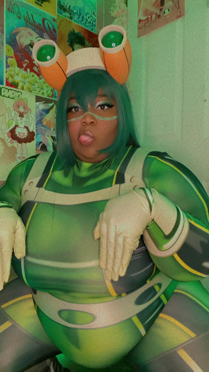 KyiaCutie's tweet photo. 🐸💚Tsuyu Asui aka Froppy💚🐸
Call Me Tsu Ribbit 🐸
#28DaysOfBlackCosplay #MyHeroAcademia #froppy #froghero #TsuyuAsui #blackcosplay #RIBBIT #plussize #plussizecosplay #froppycosplay #MyHeroAcademiacosplay #TsuyuAsuicoaplay https://t.co/Zuo45Y5Dfq