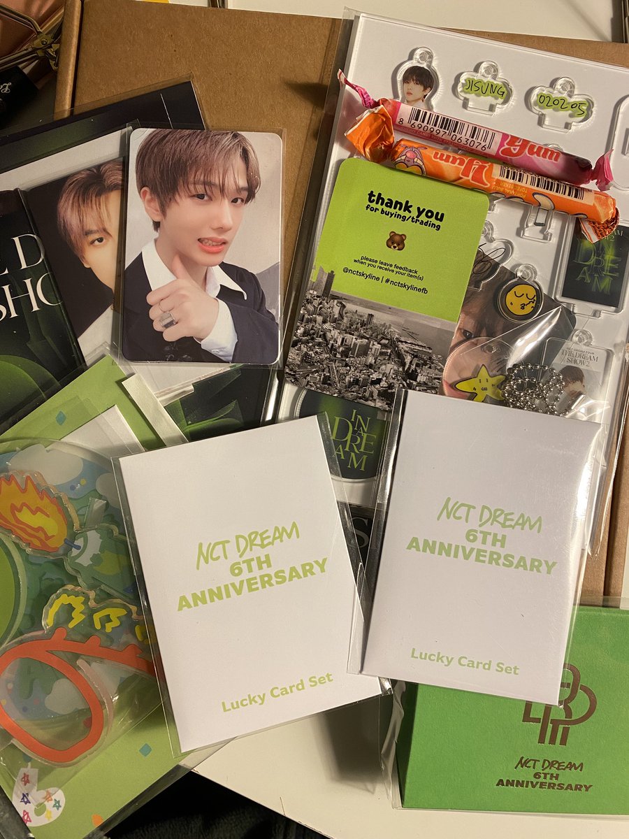 sungvrs's tweet photo. thank u so much for hosting !! <33 @nctskyline #nctskylinefb https://t.co/TdfiosY2UC
