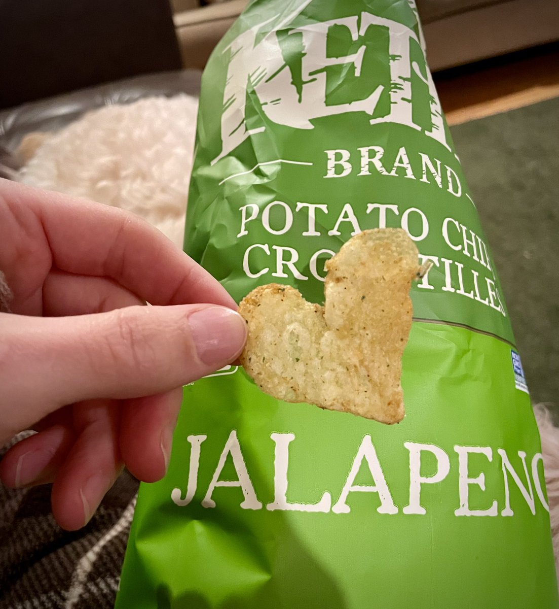 R_Jam17's tweet photo. Of all the chips I’ve ever eaten [a lot] this is my most memorable one 🥹
💚💚💚💚💚💚💚💚💚🌶️
#ChipLife #potatohearts #spicy #FunApesNFT https://t.co/weNLf6khQQ
