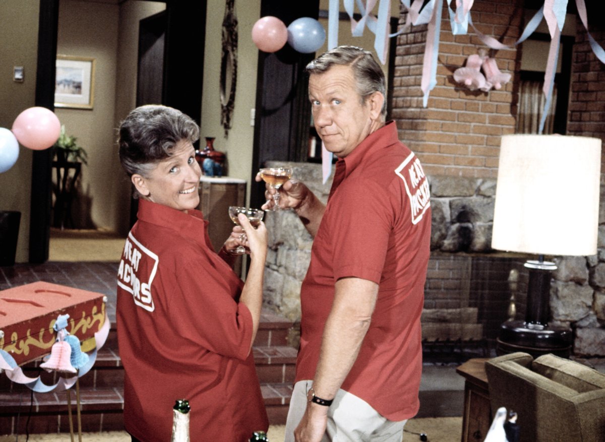 'It was fun to play with him.'
— Ann B. Davis 

Allan Melvin (1923–2008) would have been 100 today.

#BornOnThisDay #TheBradyBunch #MagillaGorilla #SgtBilko #AndyGriffith #GomerPyle #ClassicTV