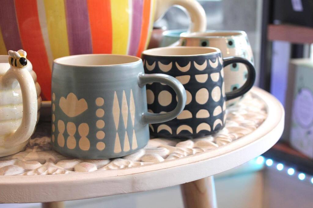 teassential's tweet image. Cute mugs &amp;gt; anything else

Happy weekend! We’ll be closed on Monday for Family Day, see you on Tuesday! instagr.am/p/Co0_2bzL3aQ/