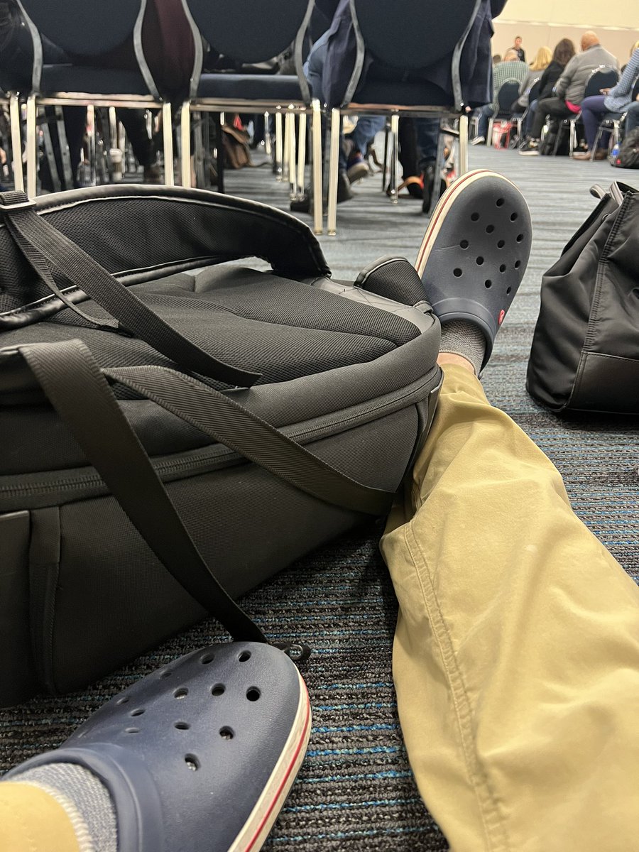 MrBeachTeam's tweet photo. Day 2. If you ain’t croc’n you ain’t rockin’ #mygonetwork #kwfamilyreunion https://t.co/jeTKo7O5Zb