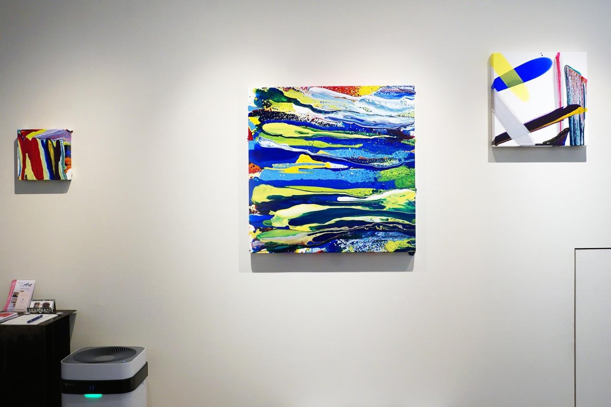 mugimugi78's tweet photo. [Solo exhibition/Archive]
<中島 麦展->
2022/11
エスプリ・ヌーボー Gallery
岡山市北区表町2丁目3-62三共ビル2F
https://t.co/CRic4bizhM

＜#silver_nakajimamugi＞シリーズ/2022
＜#multi_LD＞シリーズ/2021-2022
acrylic on canvas

#中島麦 https://t.co/i1wYqtoLXb