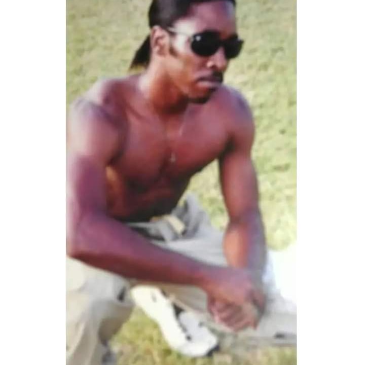 Me! Long hair don't care! From 1998. LMAO 😆 🤣